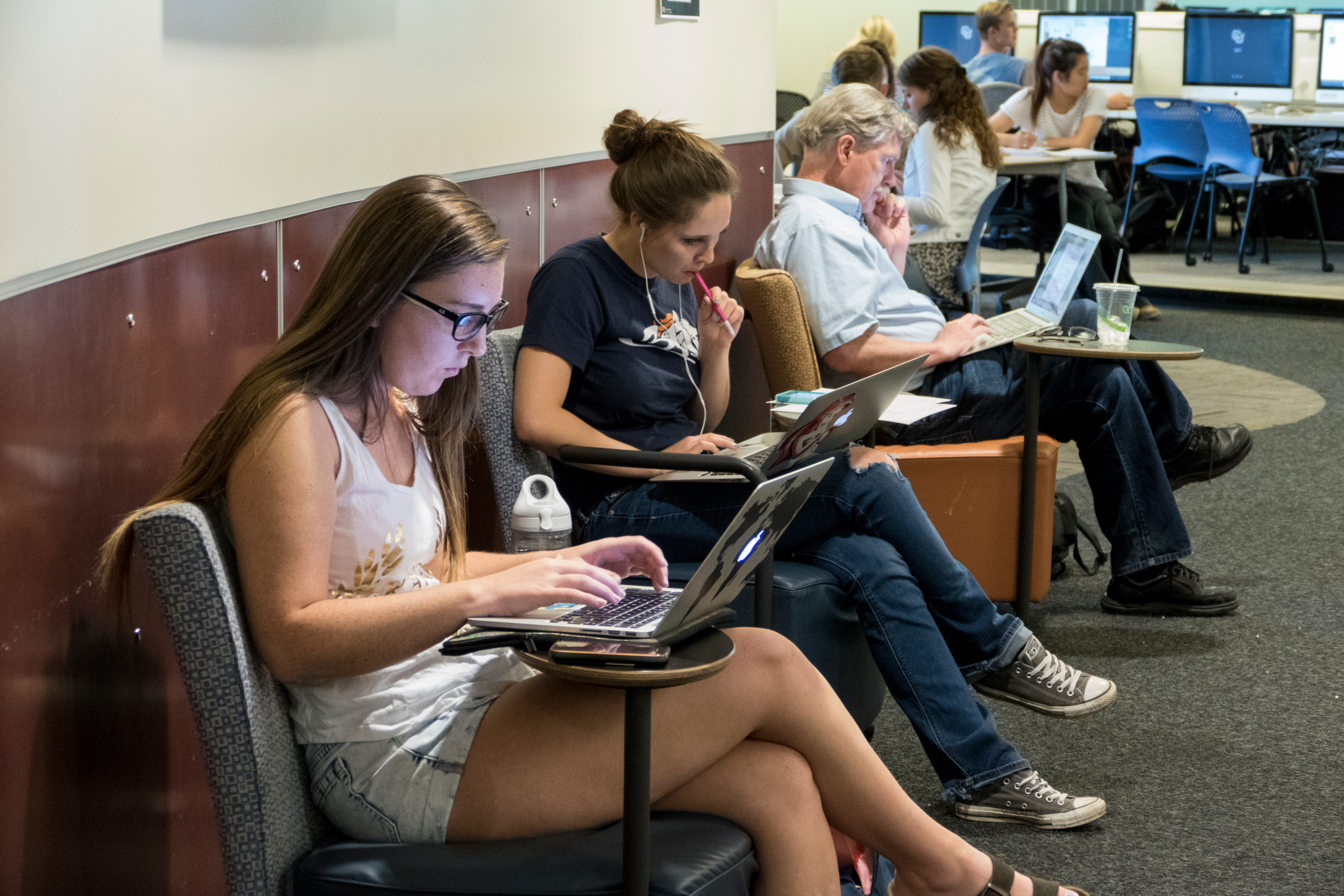 students studying in Norlin Commons