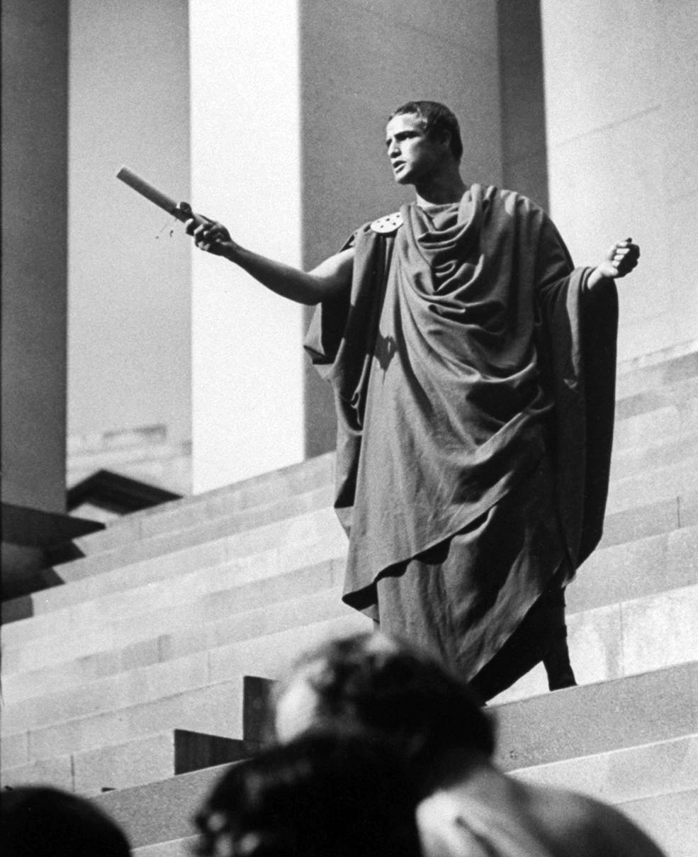 Statue of Antony Brando